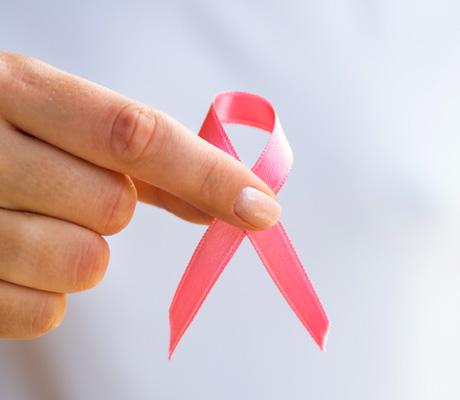 Mes Rosa. Su origen y la importancia de los check-up anuales integrales